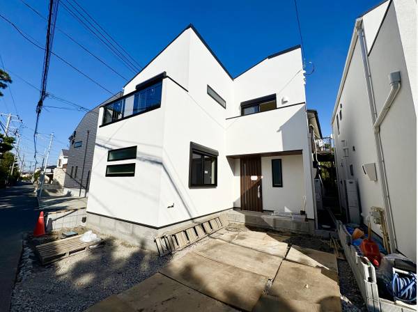 神奈川県茅ヶ崎市東海岸南４丁目の新築戸建
