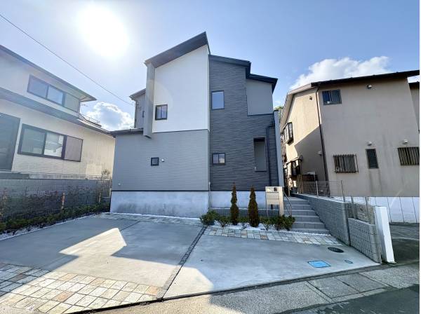 神奈川県鎌倉市今泉台５丁目の新築戸建