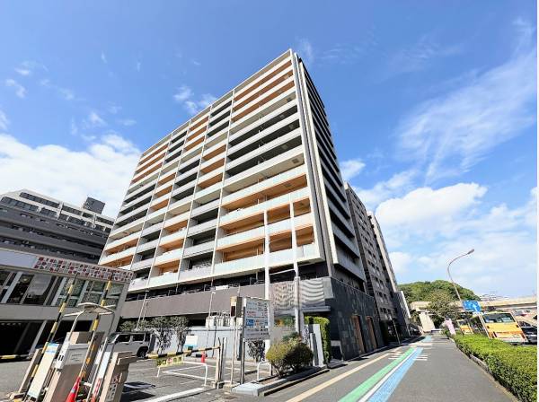 神奈川県平塚市明石町のマンション