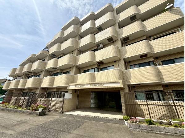 神奈川県横須賀市秋谷２丁目のマンション