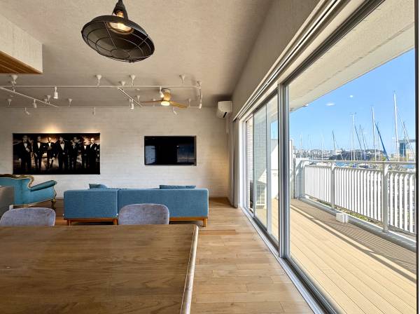 神奈川県横須賀市西浦賀４丁目のマンション