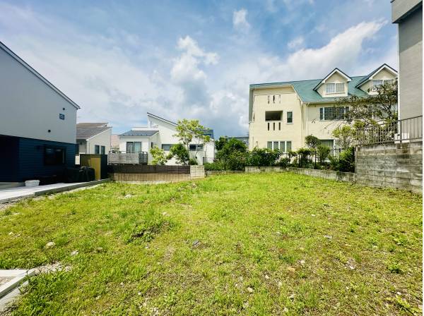 神奈川県三浦郡葉山町堀内の土地