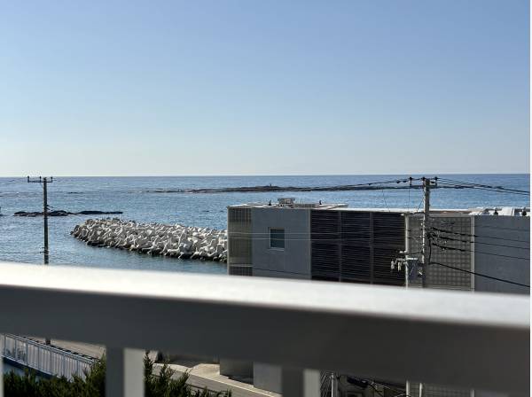 神奈川県横須賀市佐島３丁目のマンション