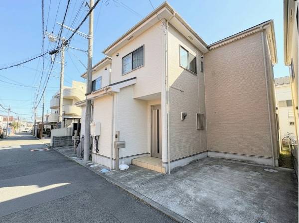 神奈川県茅ヶ崎市ひばりが丘の中古戸建