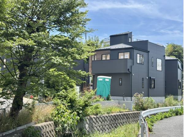 神奈川県鎌倉市腰越の新築戸建