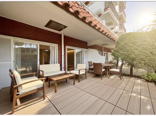 神奈川県逗子市小坪５丁目のマンション