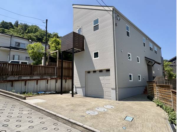 神奈川県三浦郡葉山町下山口の中古戸建