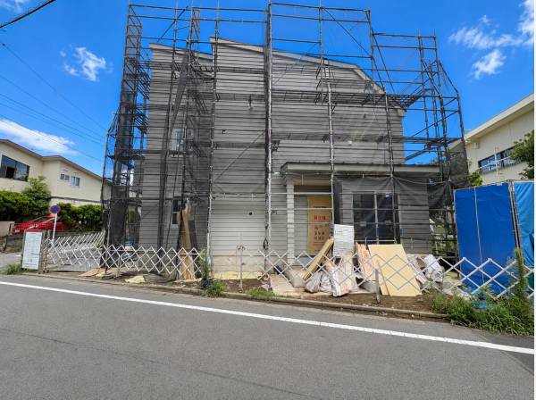 神奈川県藤沢市鵠沼海岸４丁目の新築戸建
