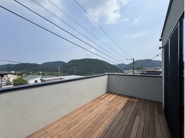 神奈川県三浦郡葉山町長柄の新築戸建