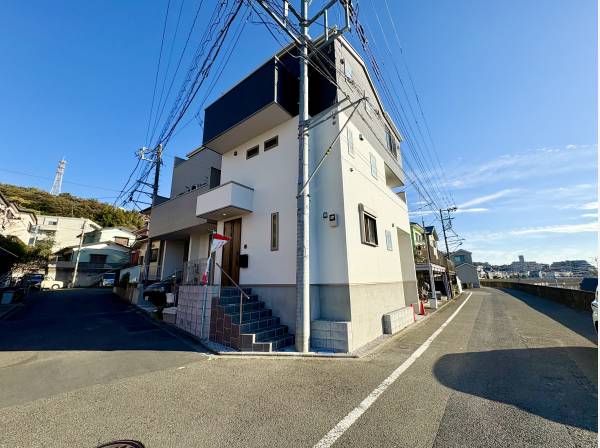 神奈川県藤沢市片瀬１丁目の新築戸建