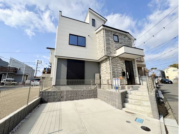 神奈川県茅ヶ崎市平和町の新築戸建