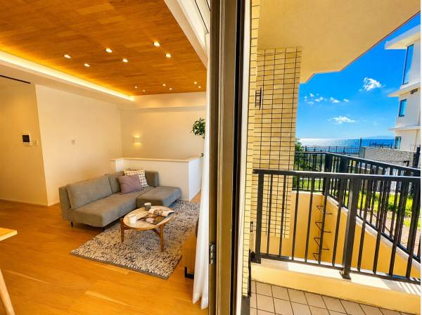 神奈川県逗子市新宿２丁目のマンション