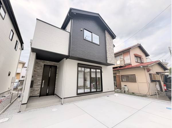 神奈川県藤沢市辻堂新町３丁目の新築戸建