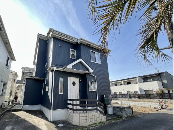 神奈川県藤沢市鵠沼海岸４丁目の中古戸建