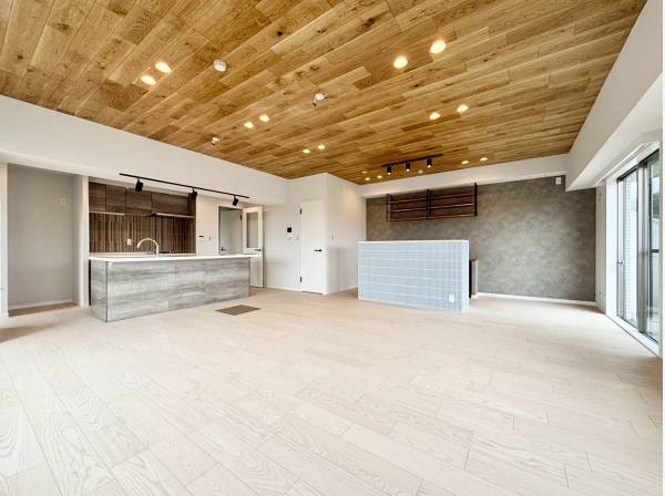 神奈川県藤沢市片瀬海岸１丁目のマンション