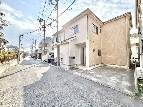 神奈川県茅ヶ崎市ひばりが丘の中古戸建