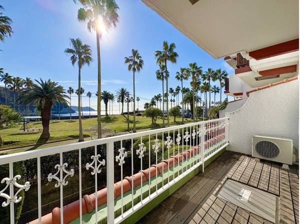 神奈川県逗子市小坪５丁目のマンション