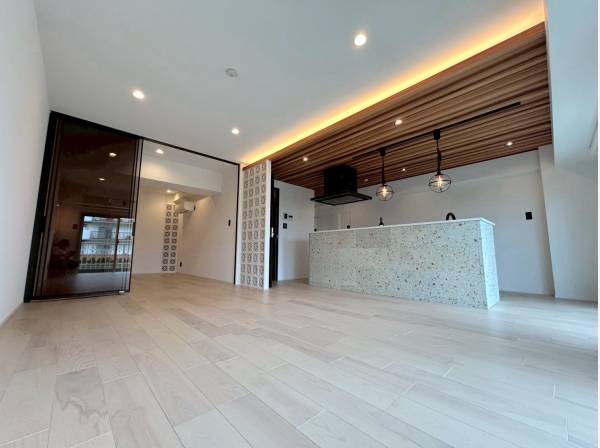 神奈川県逗子市小坪５丁目のマンション