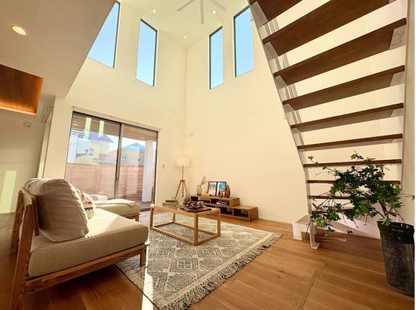 神奈川県茅ヶ崎市浜竹４丁目の新築戸建