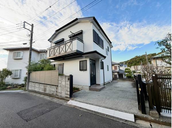 神奈川県三浦郡葉山町一色の中古戸建