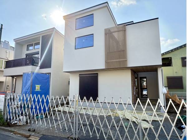 神奈川県藤沢市鵠沼松が岡２丁目の新築戸建
