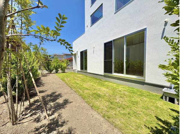 神奈川県藤沢市片瀬山３丁目の新築戸建