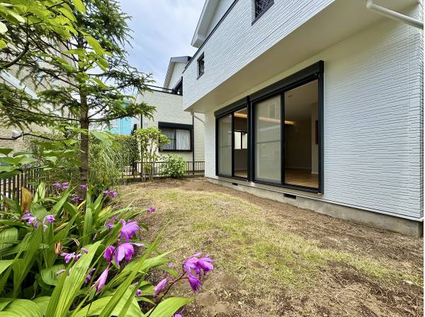 神奈川県三浦郡葉山町一色の中古戸建