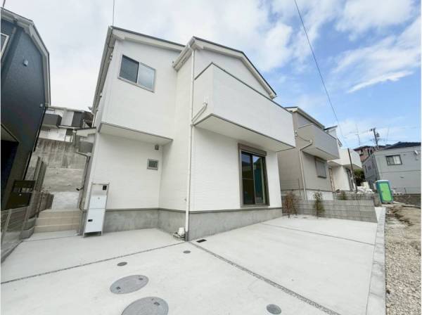 神奈川県三浦市三崎町諸磯の新築戸建
