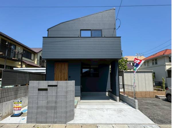神奈川県平塚市花水台の新築戸建