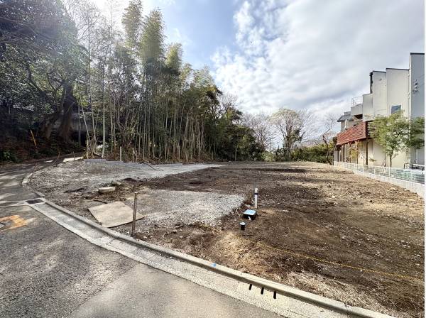 神奈川県逗子市新宿４丁目の土地