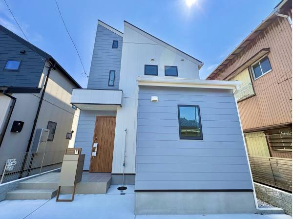 神奈川県藤沢市本鵠沼５丁目の新築戸建