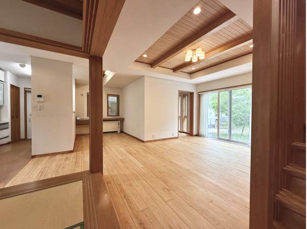 神奈川県藤沢市片瀬海岸２丁目の中古戸建