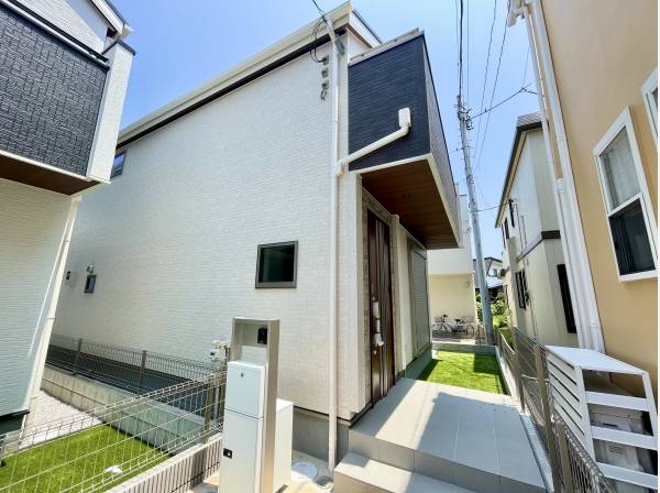 神奈川県藤沢市辻堂３丁目の新築戸建