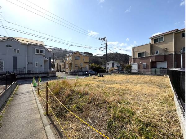 神奈川県三浦郡葉山町長柄の土地