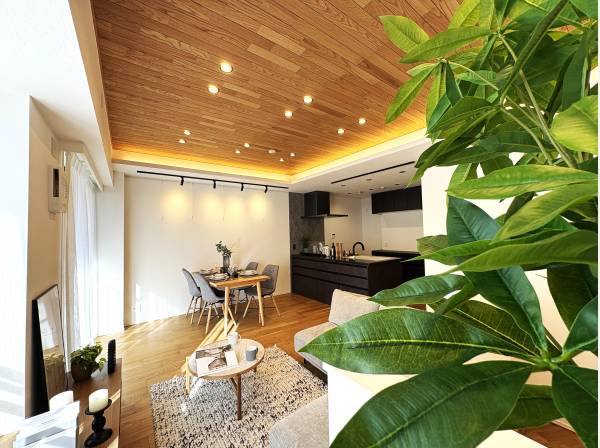 神奈川県逗子市新宿２丁目のマンション