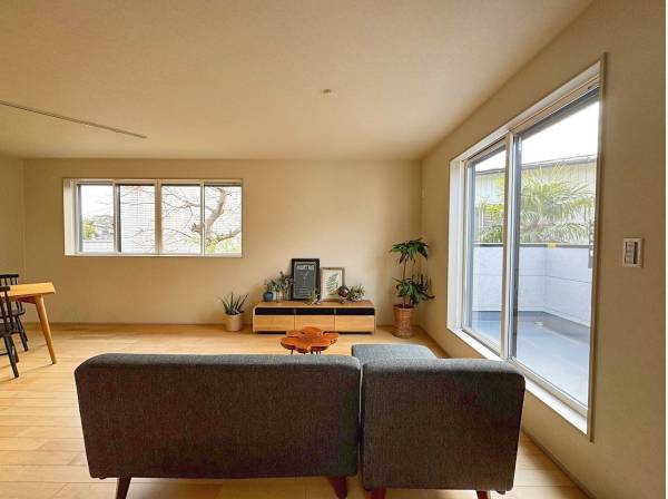 神奈川県茅ヶ崎市松が丘２丁目の新築戸建