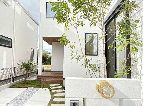 神奈川県藤沢市本鵠沼５丁目の新築戸建