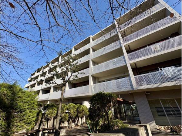 神奈川県三浦市初声町下宮田のマンション