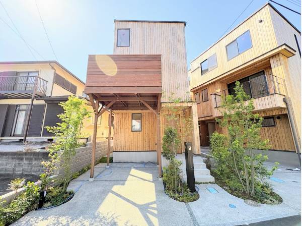 神奈川県鎌倉市七里ガ浜１丁目の新築戸建