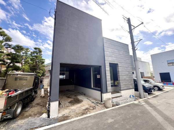 神奈川県藤沢市鵠沼海岸２丁目の新築戸建