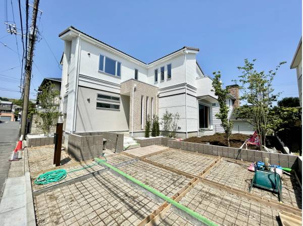 神奈川県鎌倉市稲村ガ崎５丁目の新築戸建