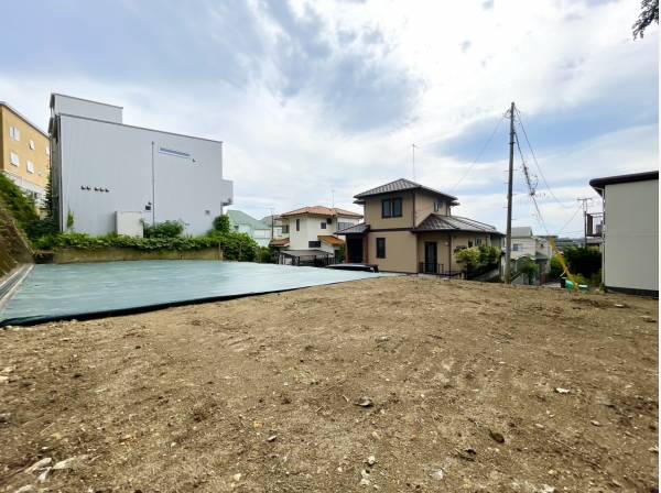 ～富士山を望む…約89坪の建築条件無し売地～