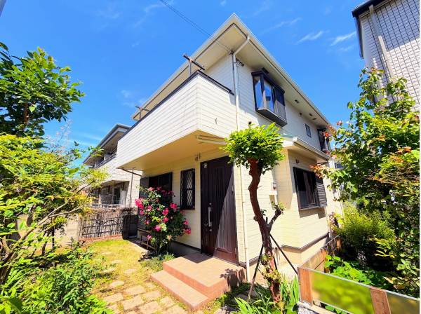 神奈川県藤沢市鵠沼海岸４丁目の中古戸建