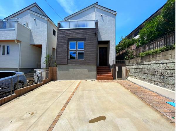 神奈川県逗子市久木８丁目の新築戸建
