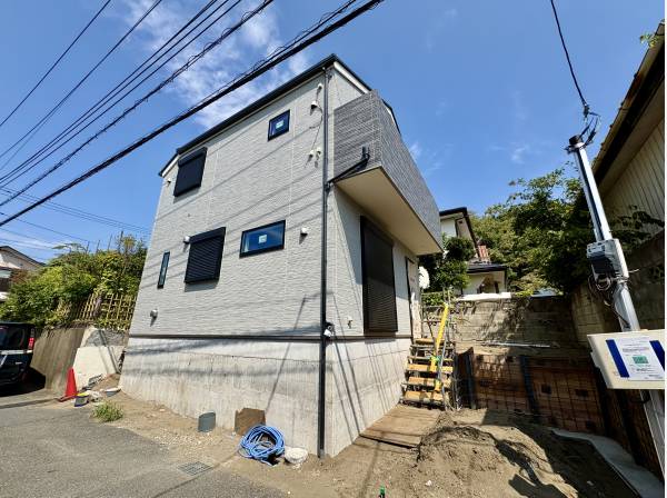 神奈川県藤沢市片瀬２丁目の新築戸建