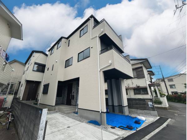 神奈川県藤沢市辻堂元町２丁目の新築戸建