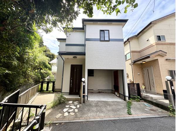 神奈川県鎌倉市稲村ガ崎２丁目の中古戸建