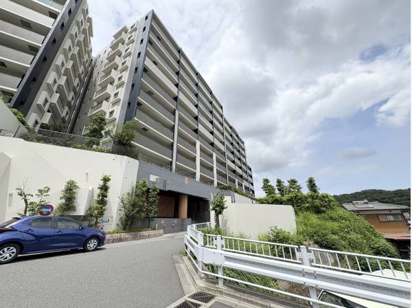 神奈川県鎌倉市岩瀬のマンション