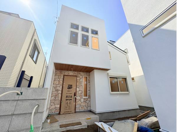 神奈川県藤沢市本鵠沼４丁目の新築戸建