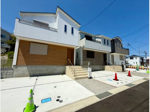 神奈川県横須賀市長沢２丁目の新築戸建